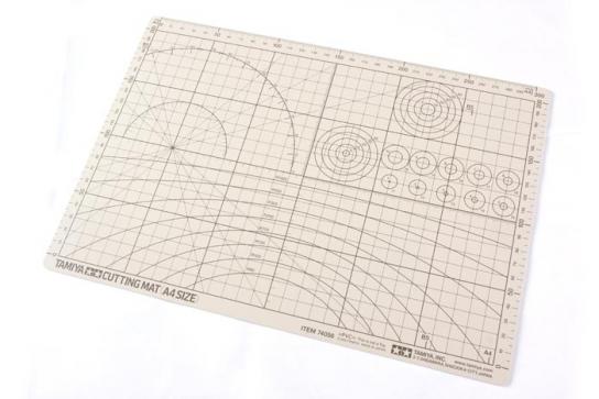 Tamiya - Cutting Mat- A4 Beige  image