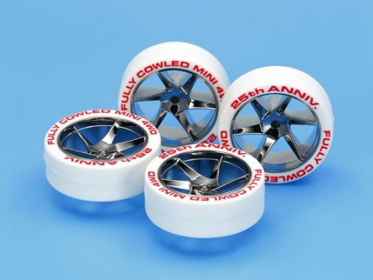 Tamiya - 1/32 JR White Tyres/Black Plated Mini 4WD Wheels (25th Anniversary) 4 pcs image