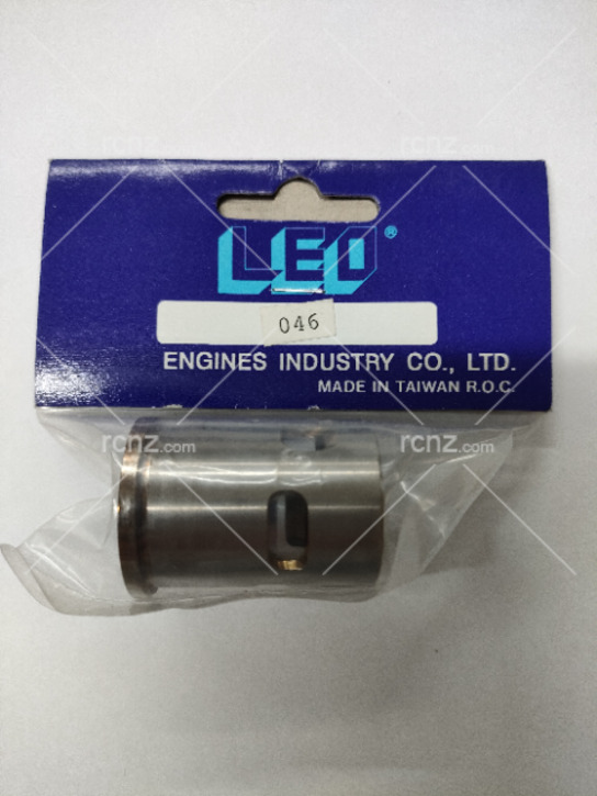 Leo Engines - Piston & Liner Set .46 image